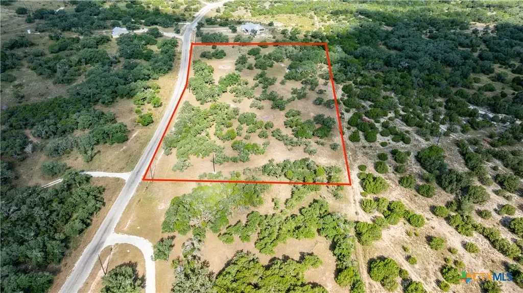 1014 Lipan Apache Run, Blanco