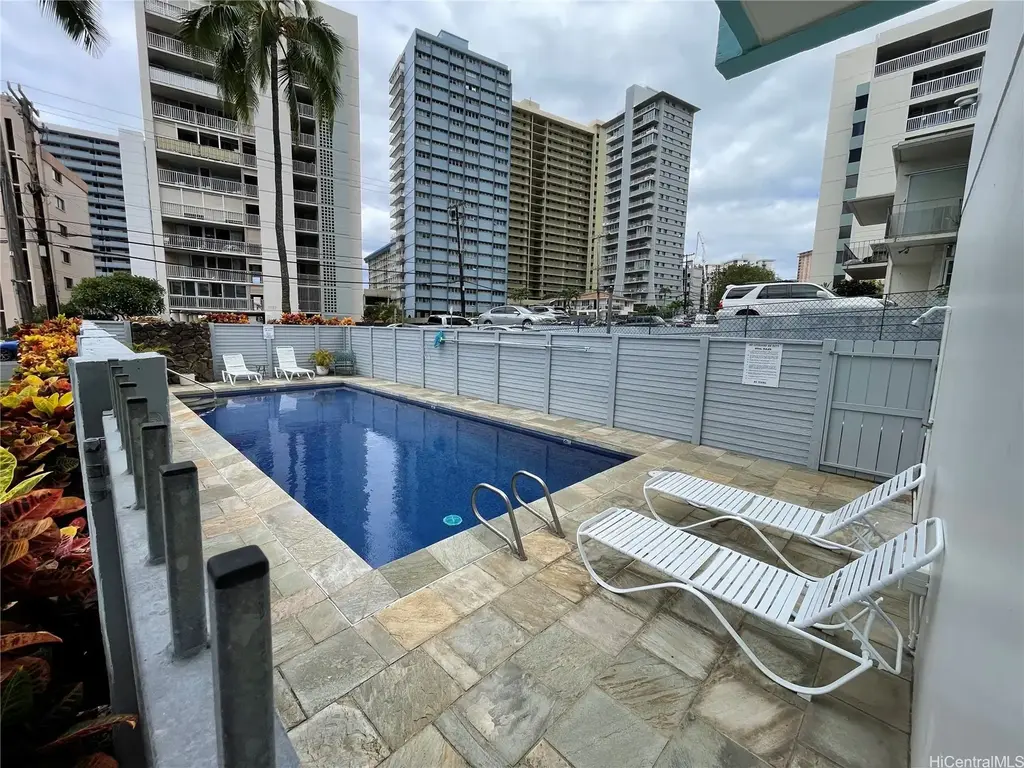 1130 Wilder Avenue # 301, Honolulu