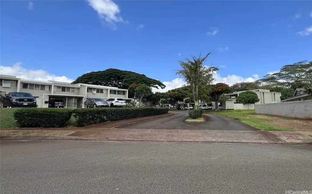 94-206 Noholoa Court # 32, Mililani