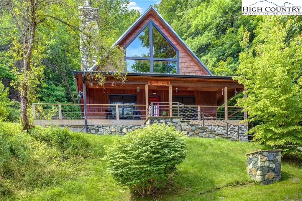 568 Auborn Trivette Road, Sugar Grove