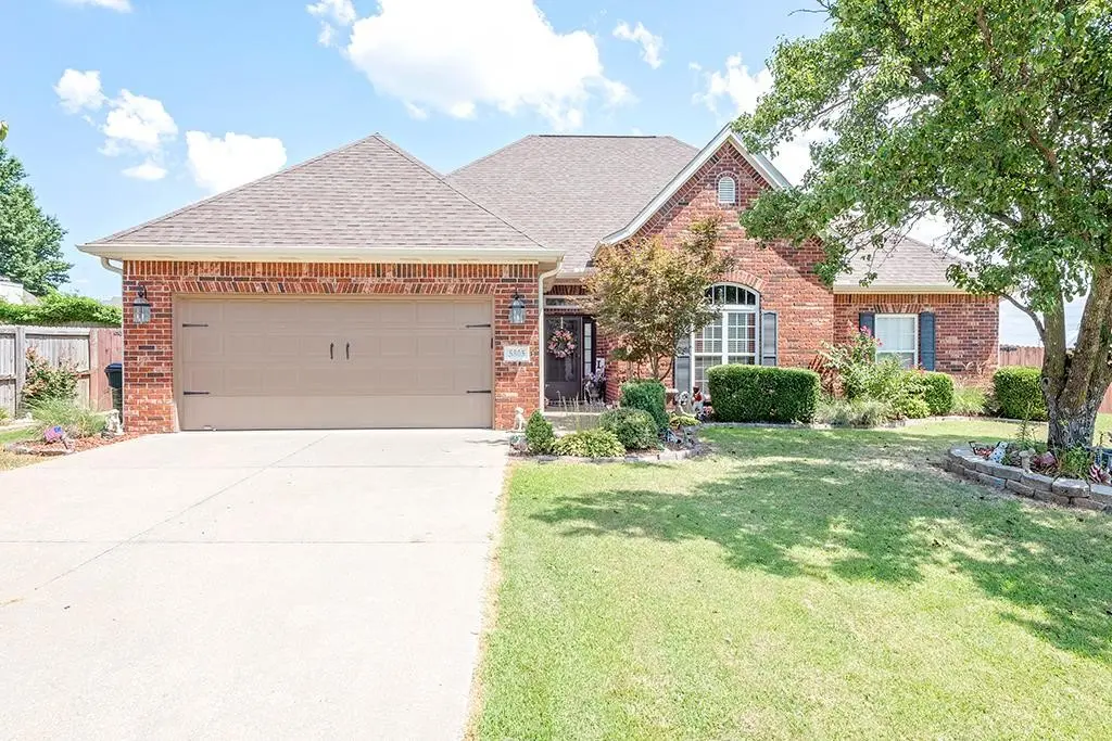 5805 41st Street, Rogers