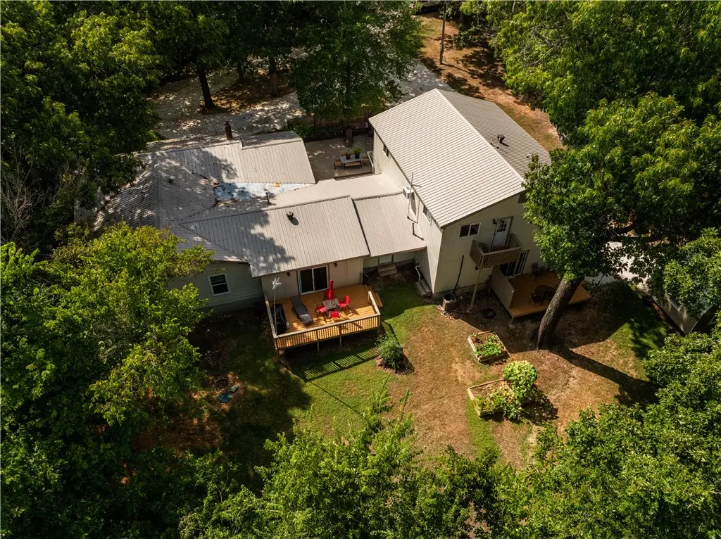 11048 Orpha Road, Farmington
