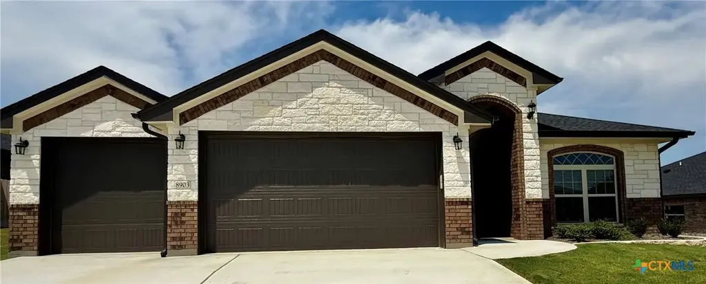 8903 Ridge Crest Drive, Killeen