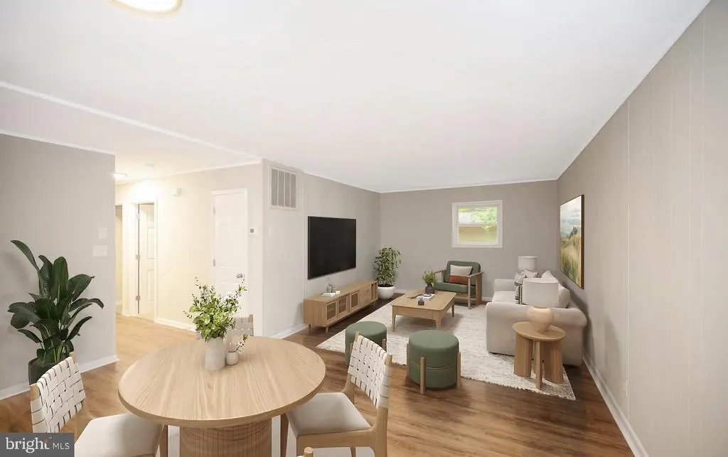 206 Stratford Cir, Locust Grove