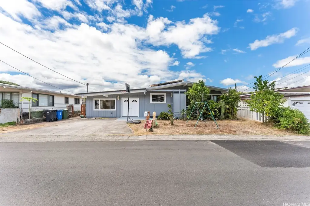 98-432 Ponohana Loop, Aiea