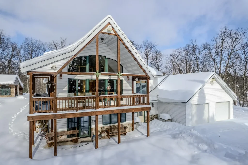 7182 Timber Ln, Lake Tomahawk