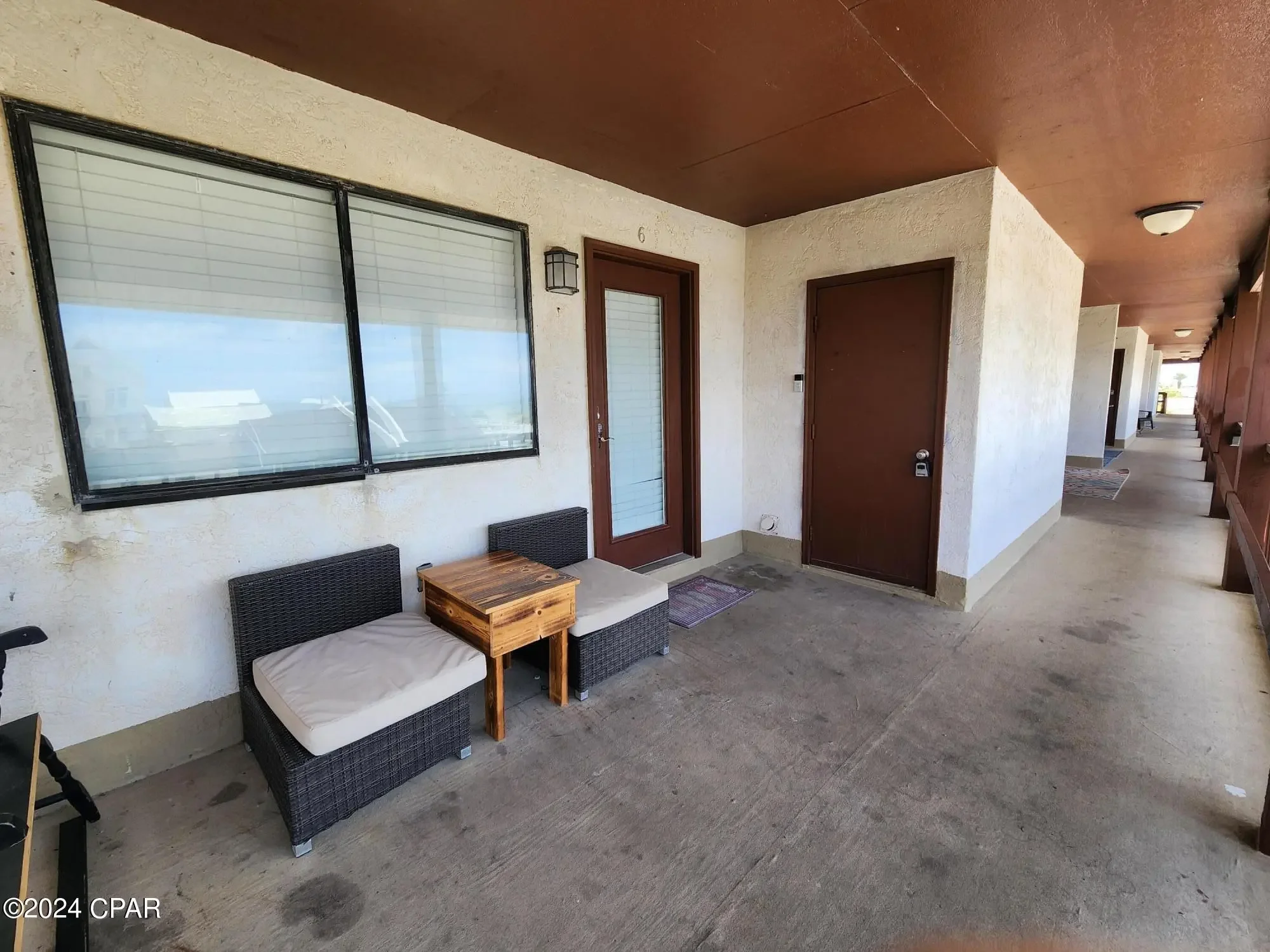 Photo of Listing #758911