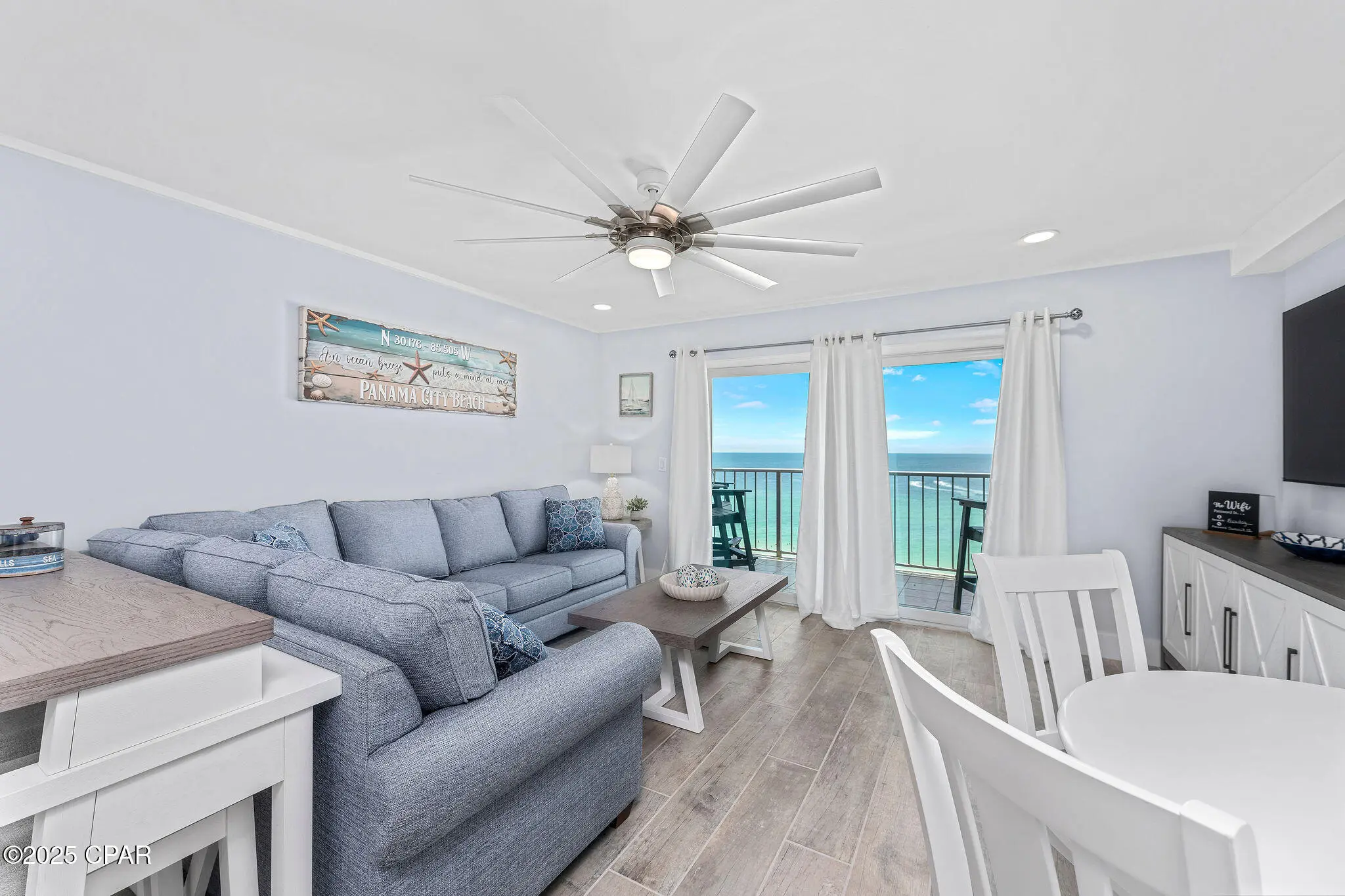 Photo of Listing #777497