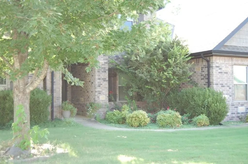 5705 S 63rd Street, Rogers