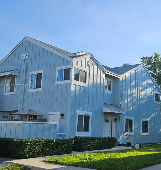 Photo of Listing #A11861816