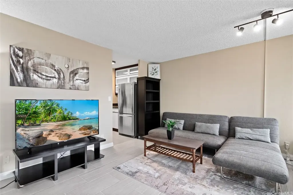 2092 Kuhio Avenue # 703, Honolulu