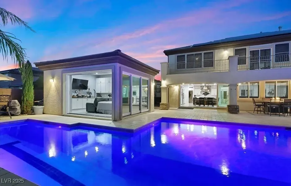 Photo of Listing #2711770