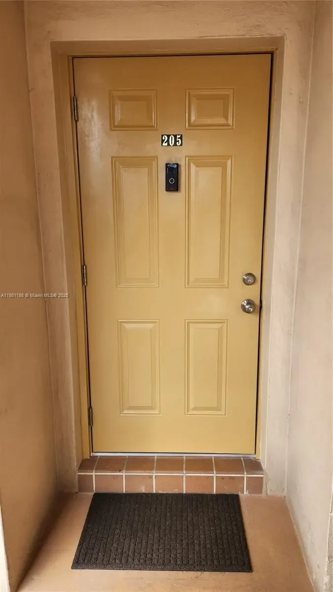 Photo of Listing #A11861186