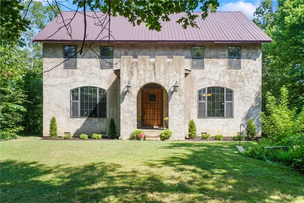 20888 E Highway 16, Siloam Springs