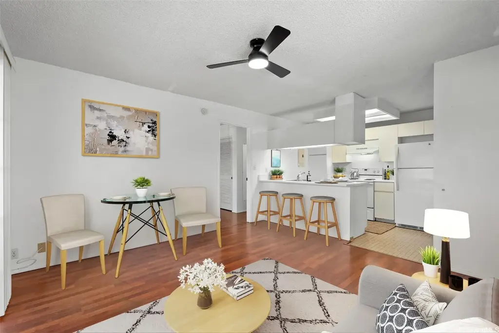 94-1079 Kepakepa Street # H7, Waipahu