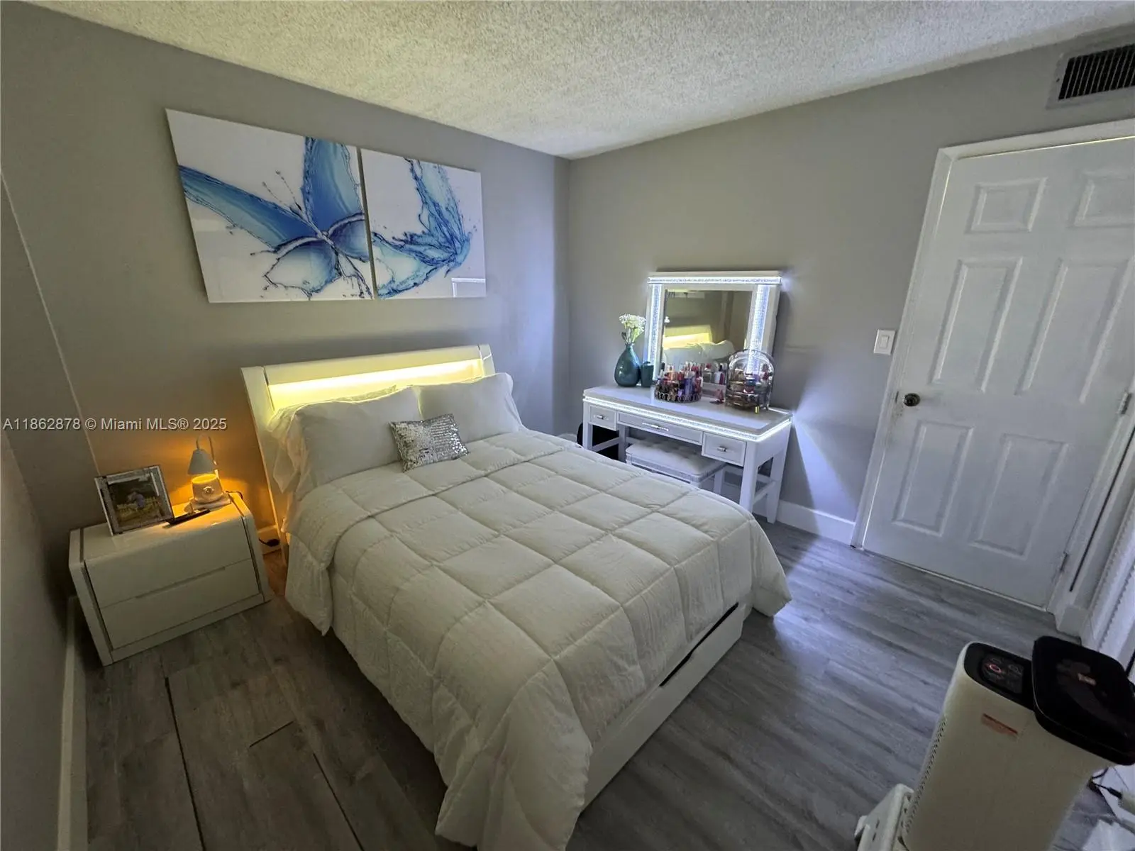 Photo of Listing #A11862878