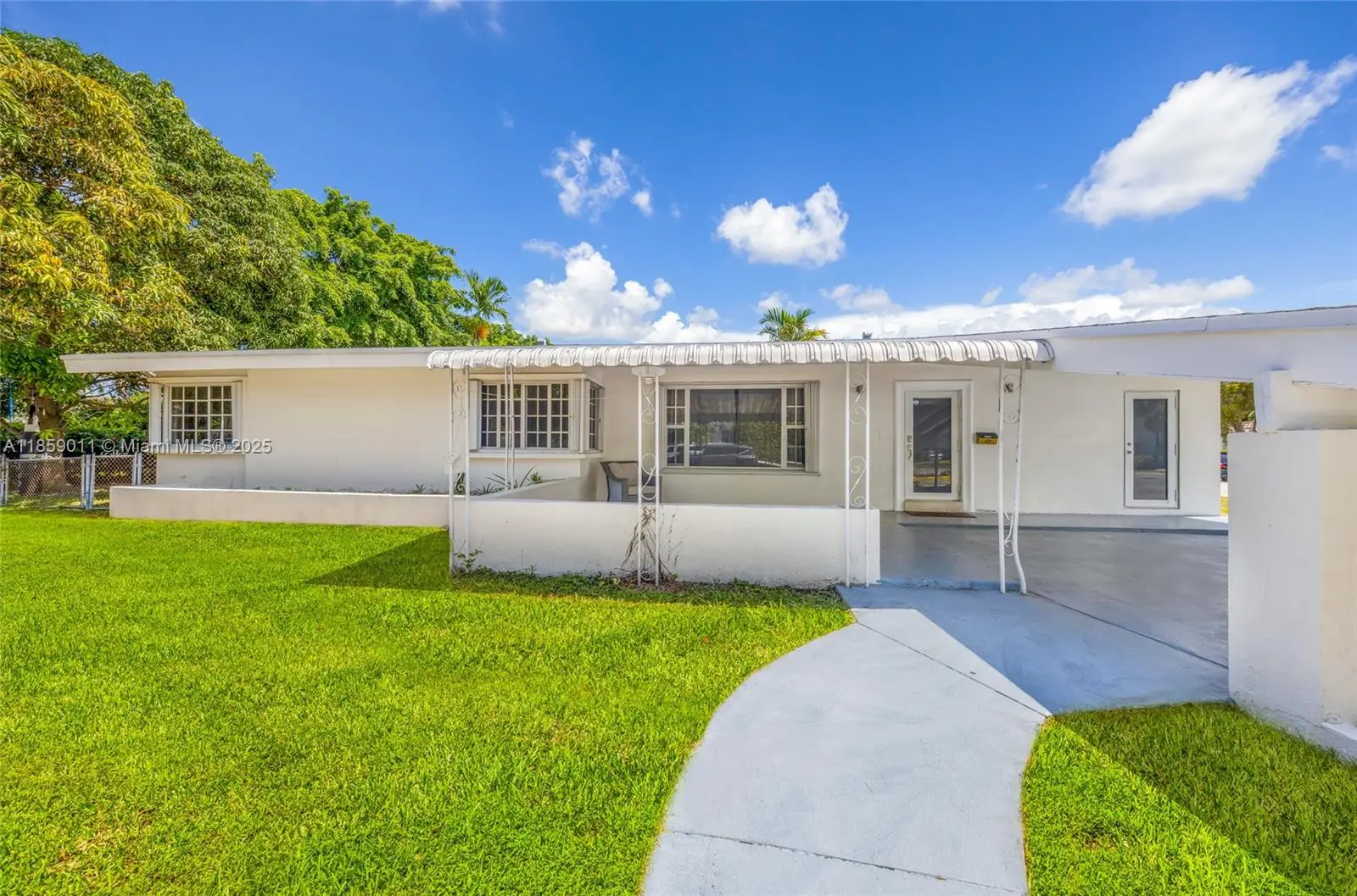 Photo of Listing #A11859011