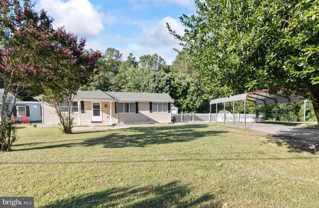 7239 Smith Station Rd, Fredericksburg