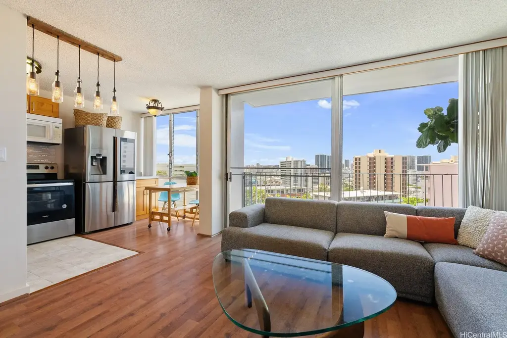 1456 Thurston Avenue # A604, Honolulu