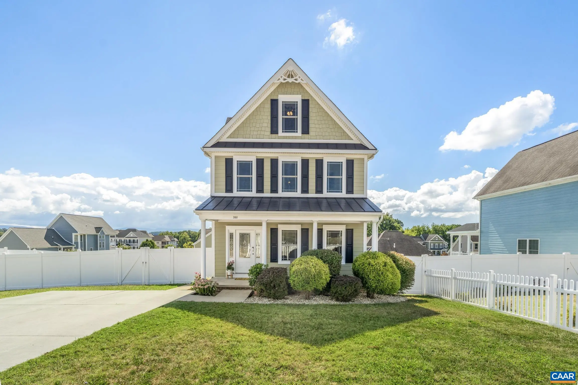 260 Windsor Dr, Fishersville