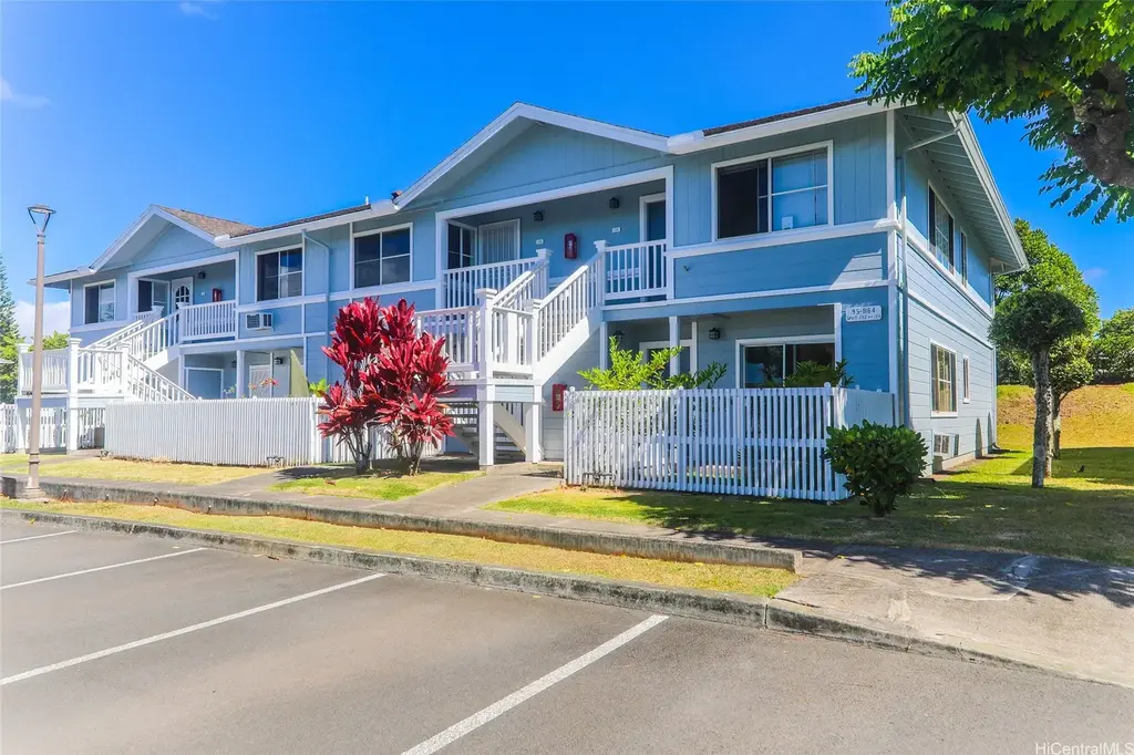 95-1164 Makaikai Street # 128, Mililani