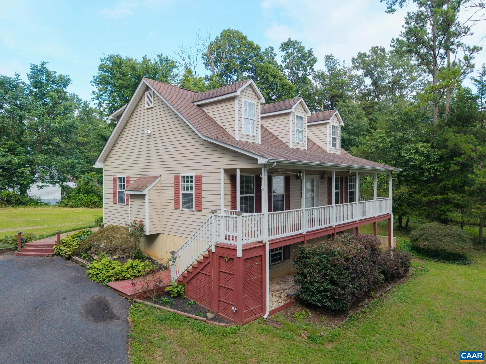 497 Sunset Dr, Stanardsville
