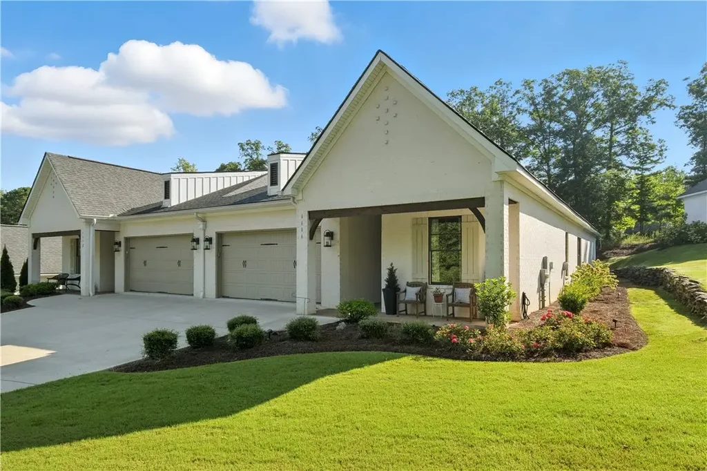 1111 Titleist Way, Auburn