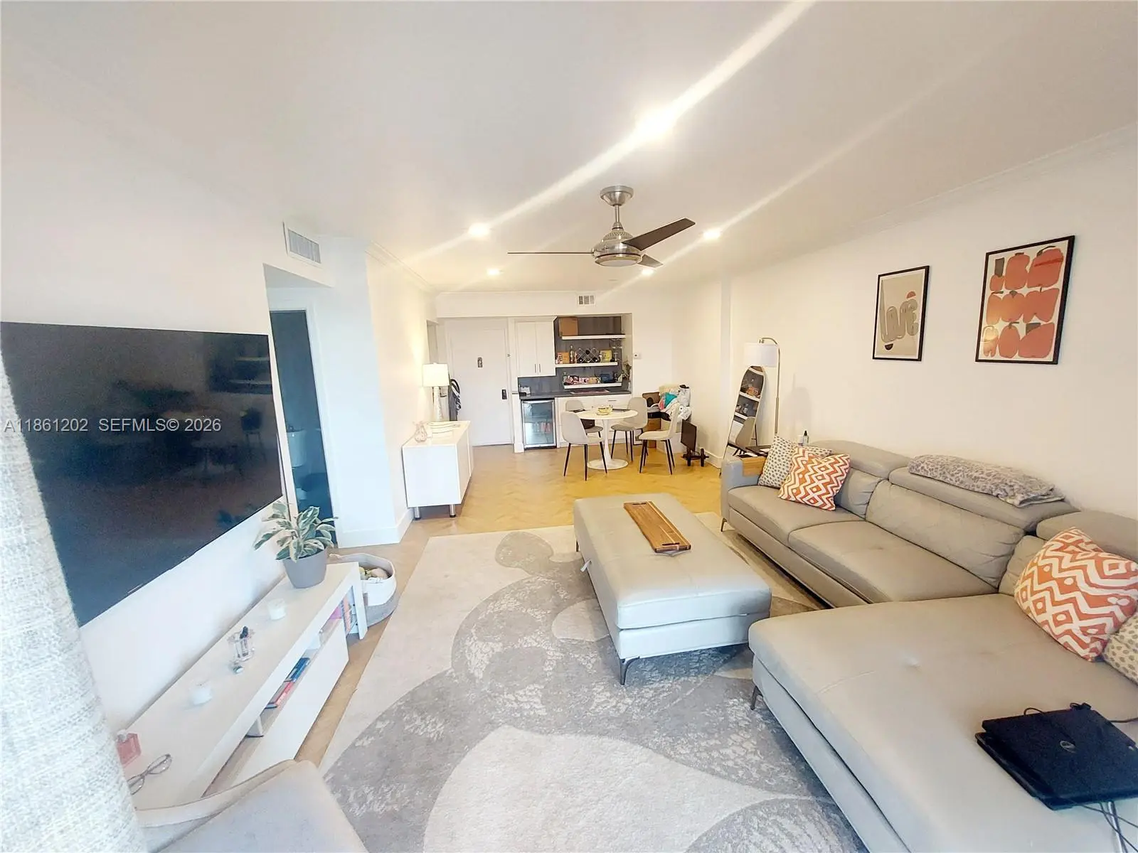 Photo of Listing #A11861202