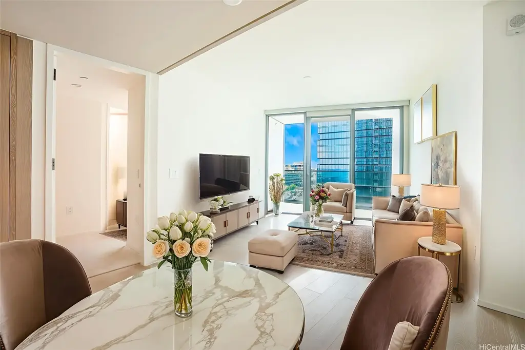 1000 Auahi Street # 1107, Honolulu