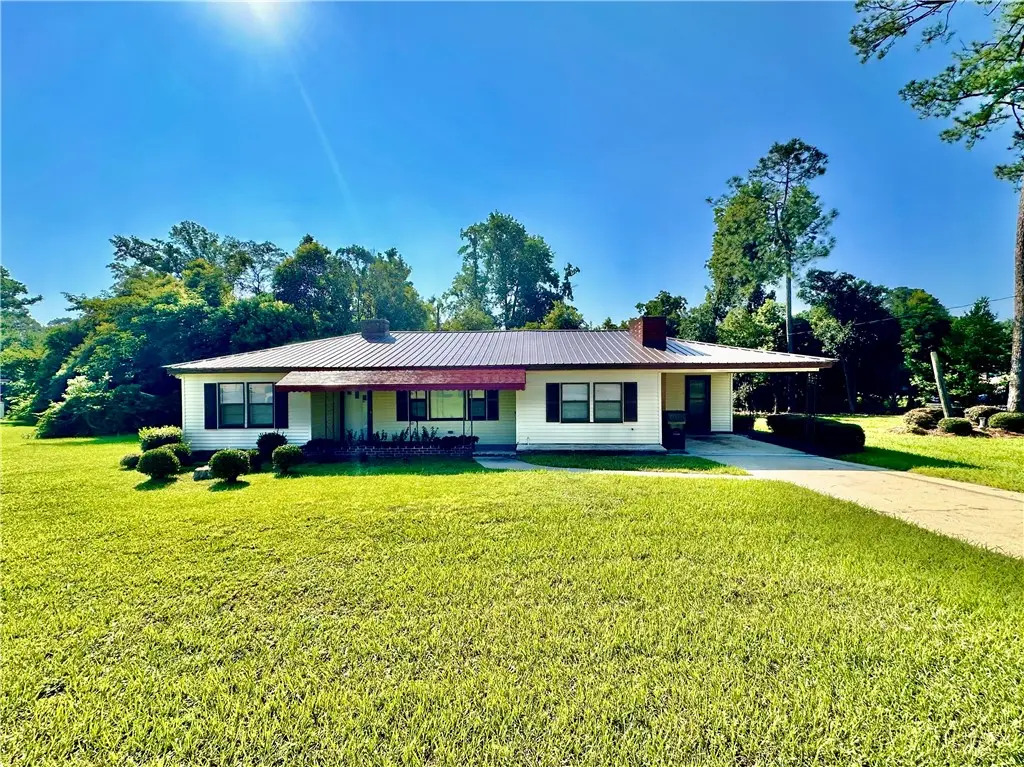 1504 Habersham Drive, Waycross