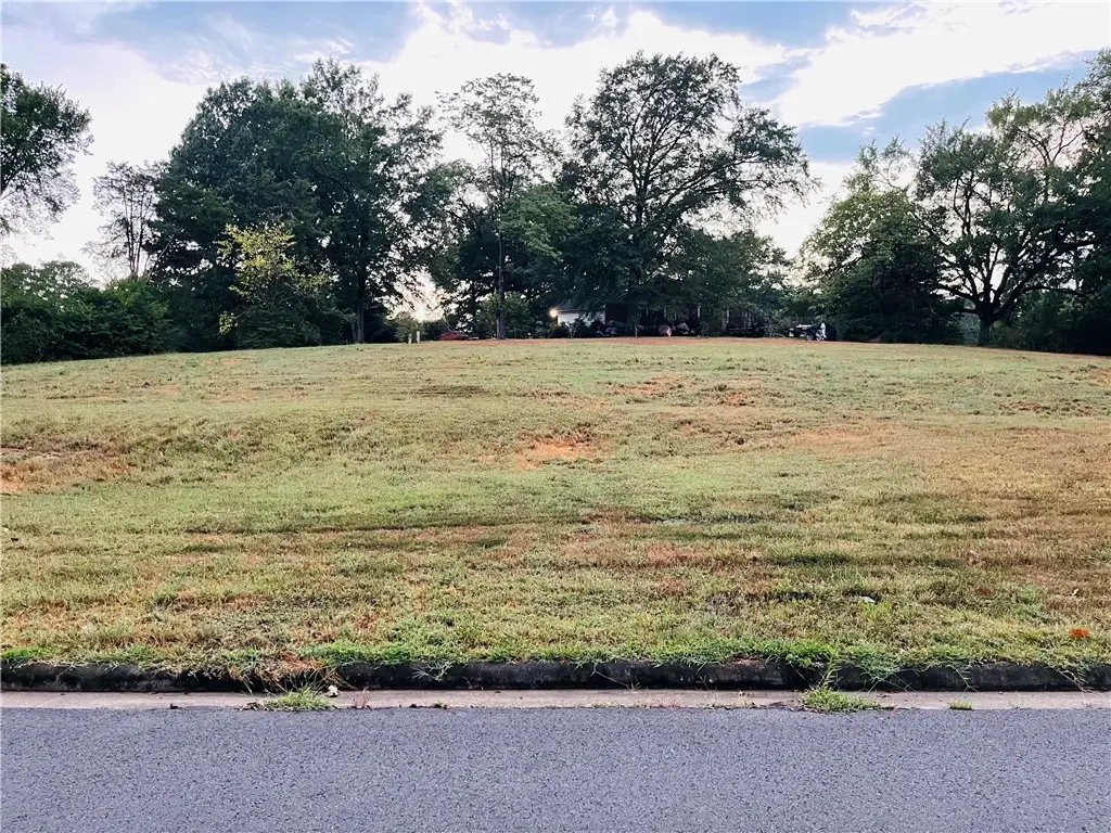 262 S Enid Avenue, Russellville