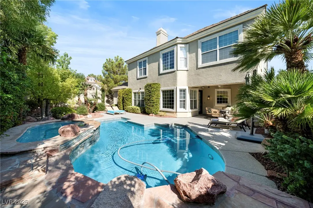 Photo of Listing #2712688