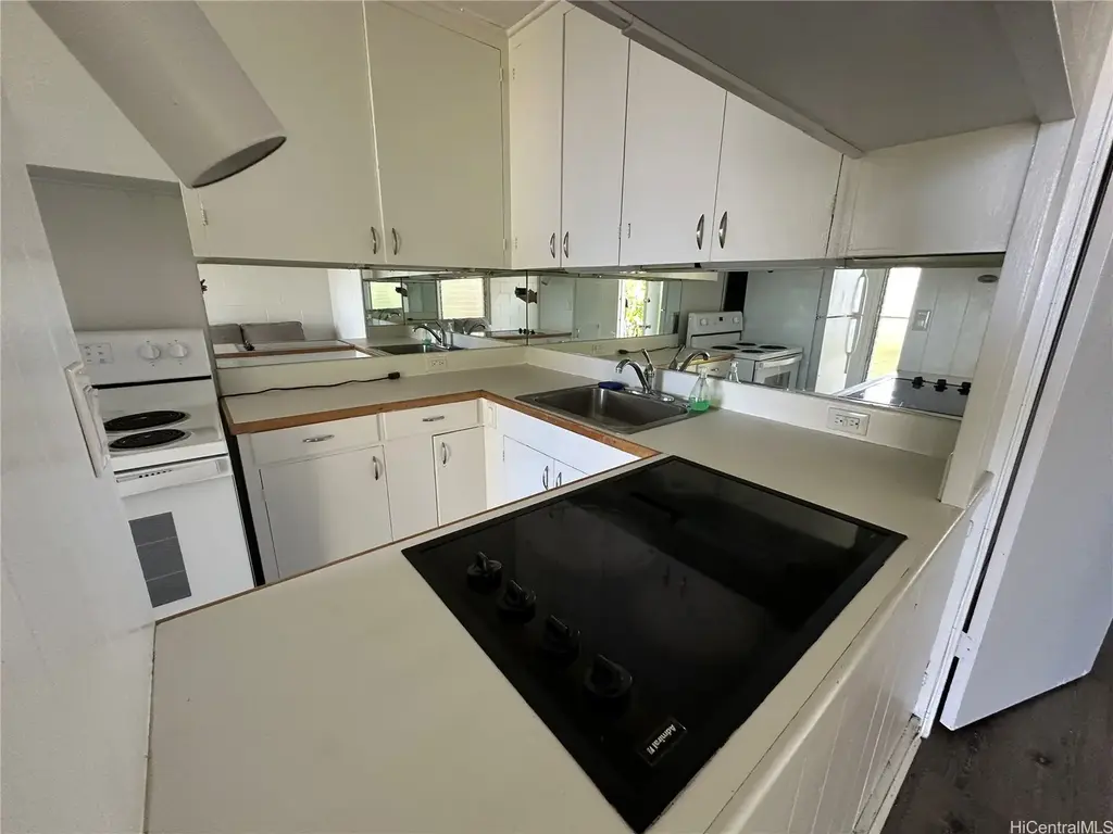 1617 Miller Street # 10, Honolulu