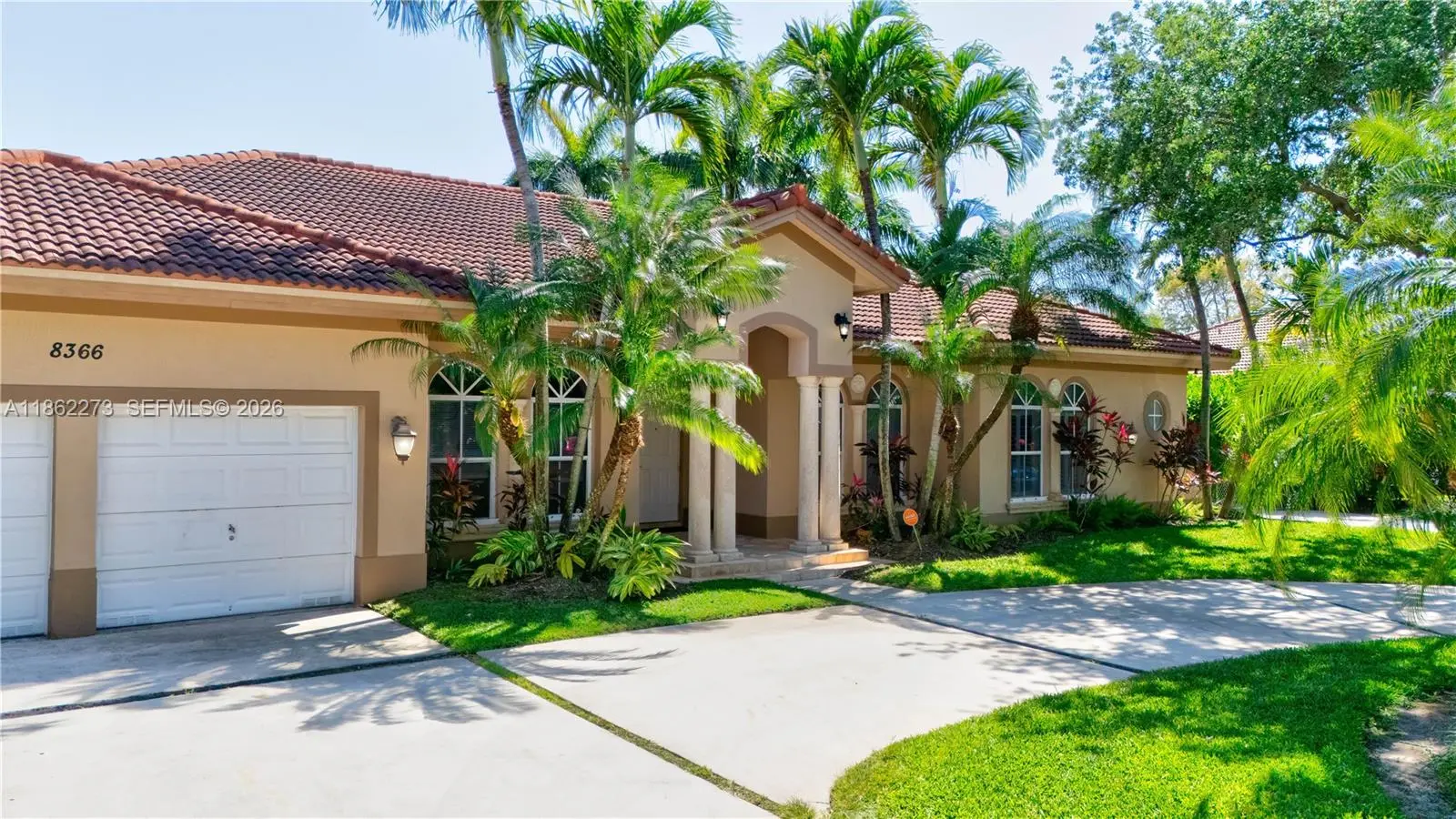 Photo of Listing #A11862273