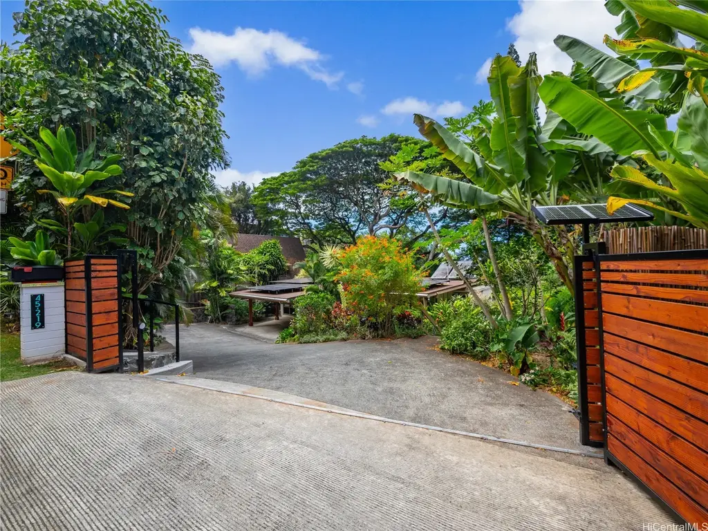 45-219 Kokokahi Place, Kaneohe