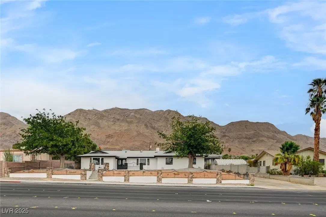 Photo of Listing #2712921