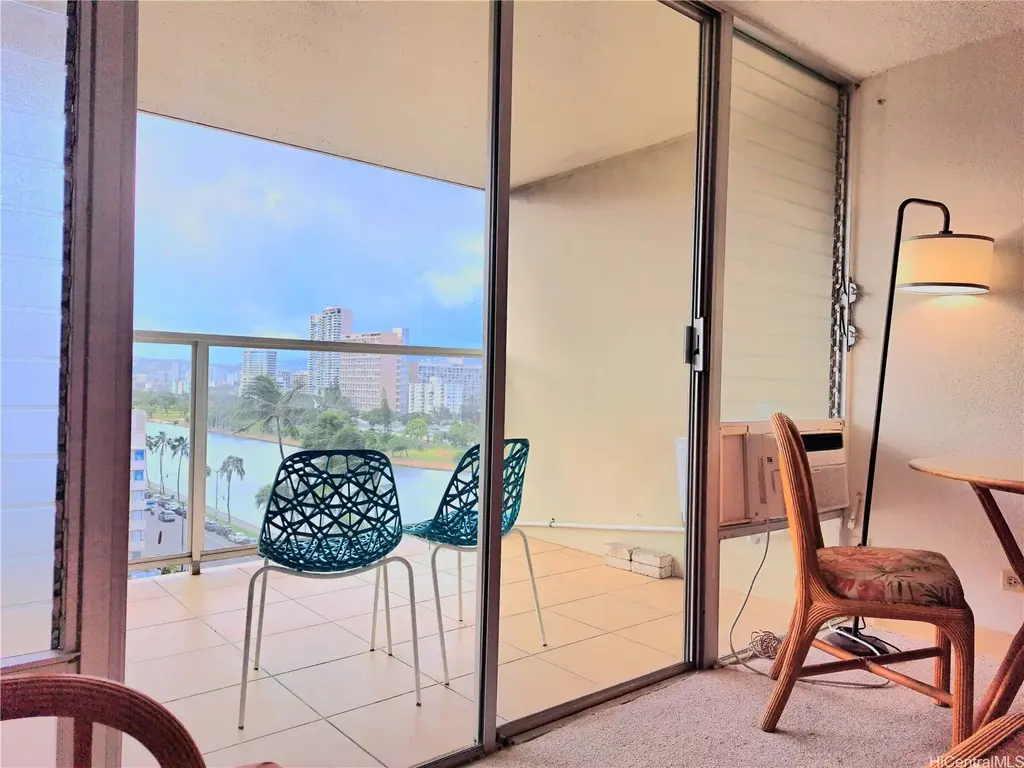 445 Seaside Avenue # 1006, Honolulu