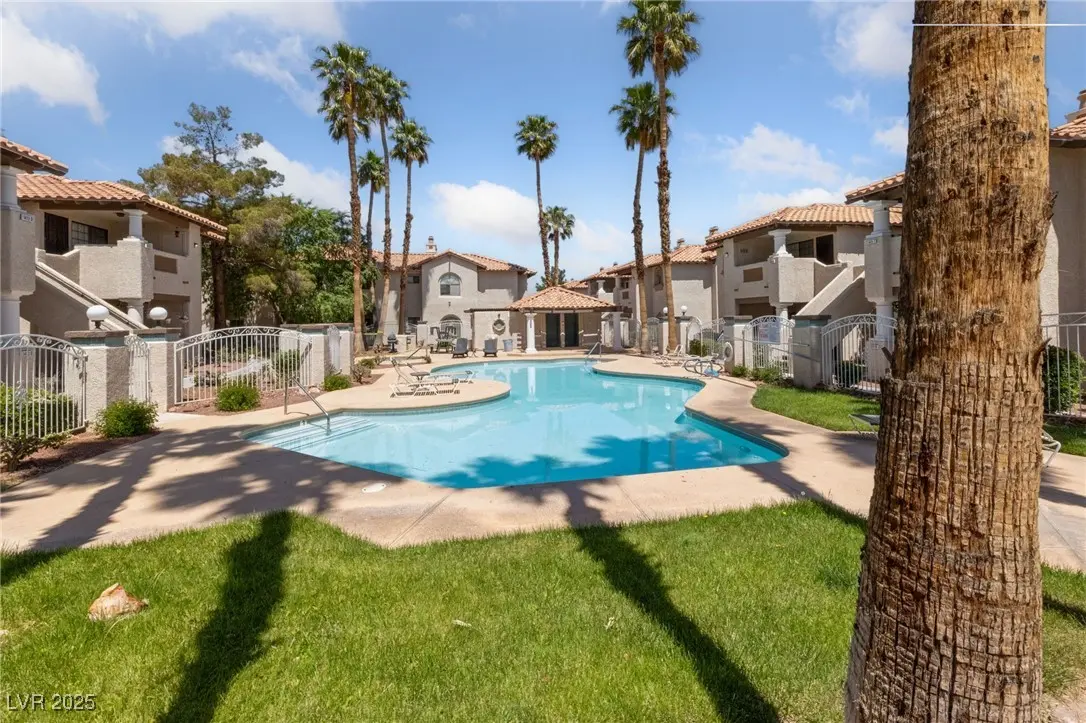 Photo of Listing #2712838