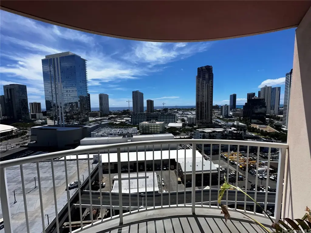 801 S King Street # 2004, Honolulu