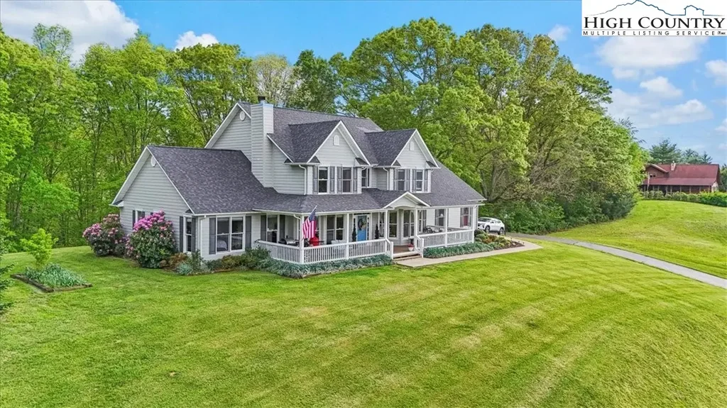 221 Harbor View Road, Butler