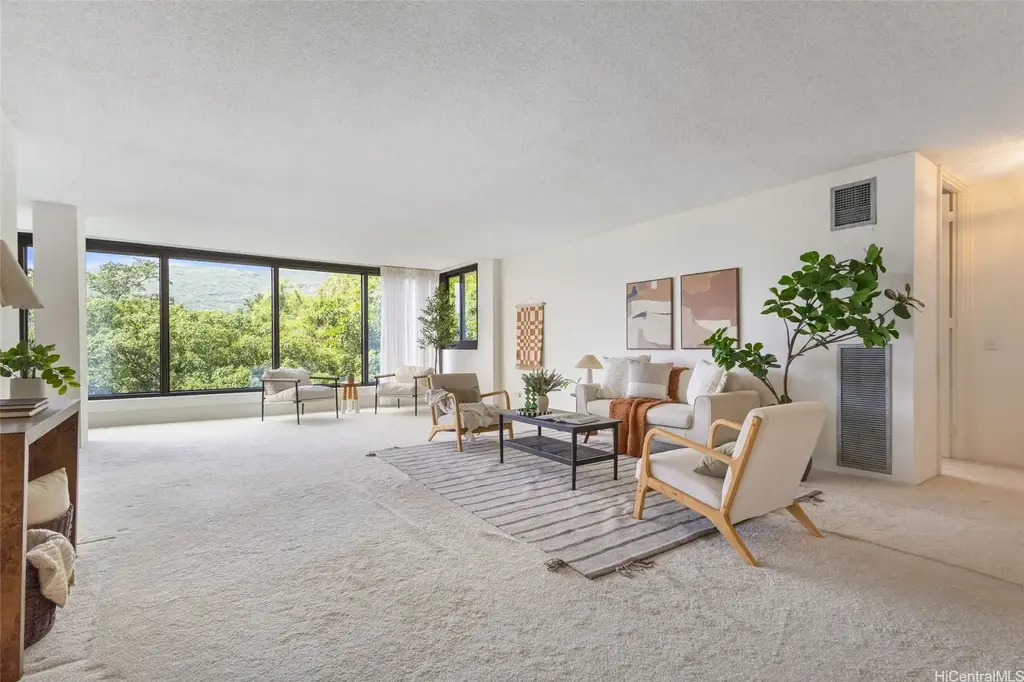 250 Kawaihae Street # 4c, Honolulu