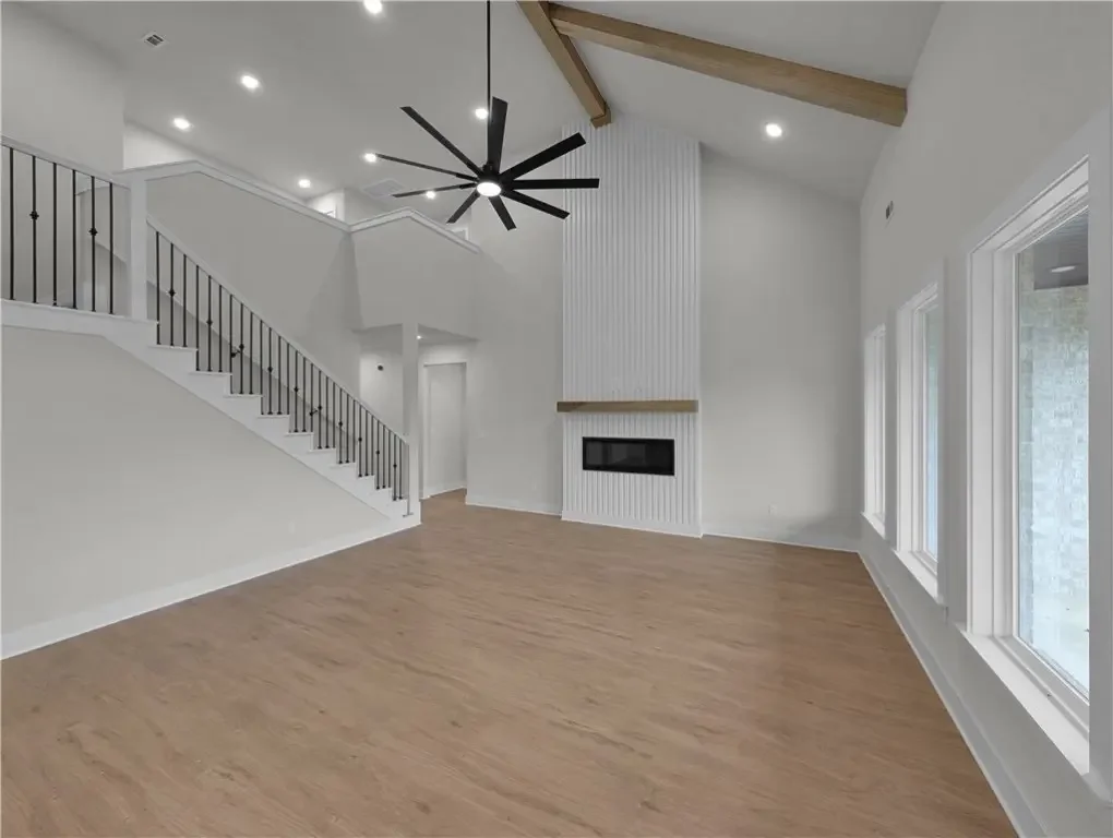 930 Moksha Street, Centerton