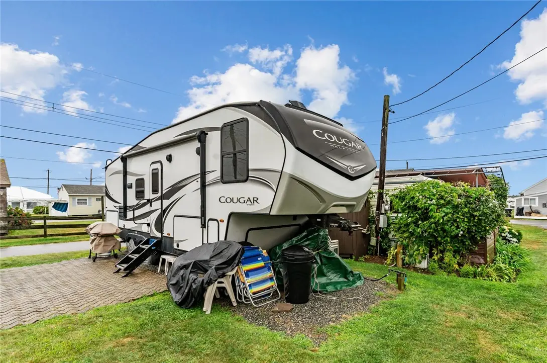 854 Matunuck Beach #215 Rd, South Kingstown