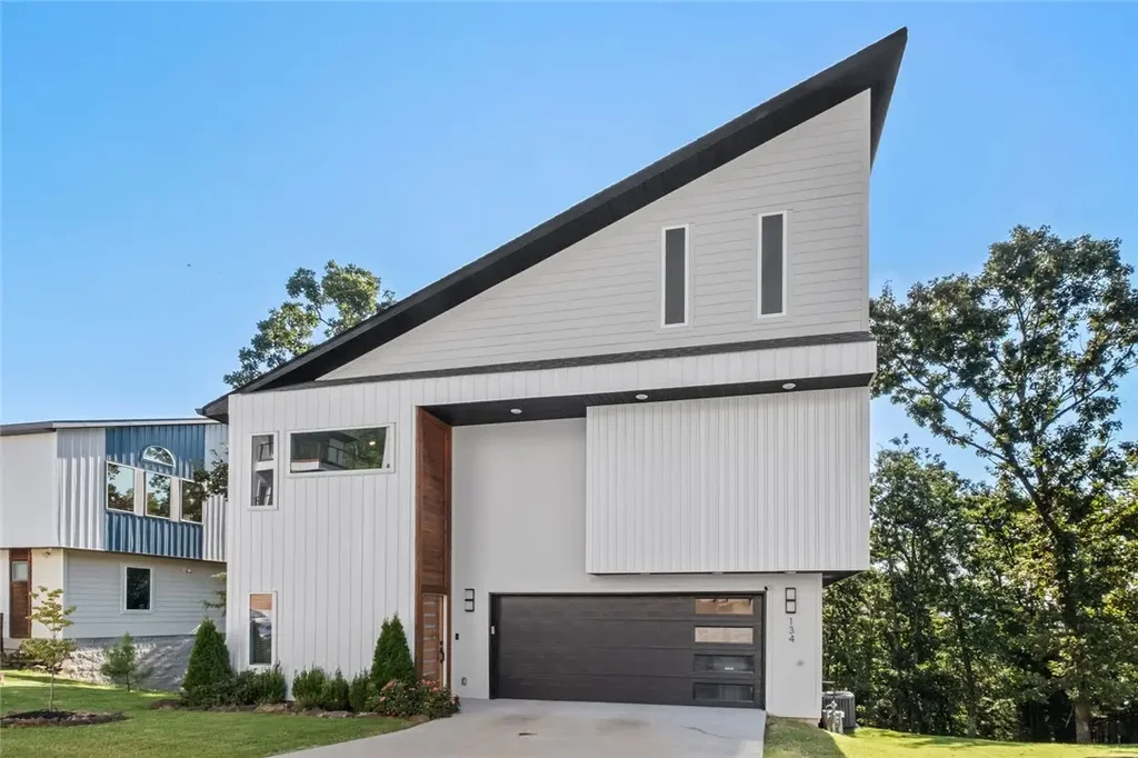 134 Paddock Loop, Fayetteville