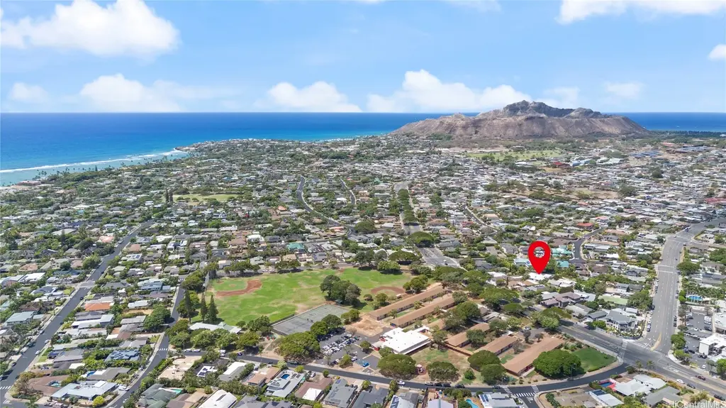 4570 Ahuli Place, Honolulu