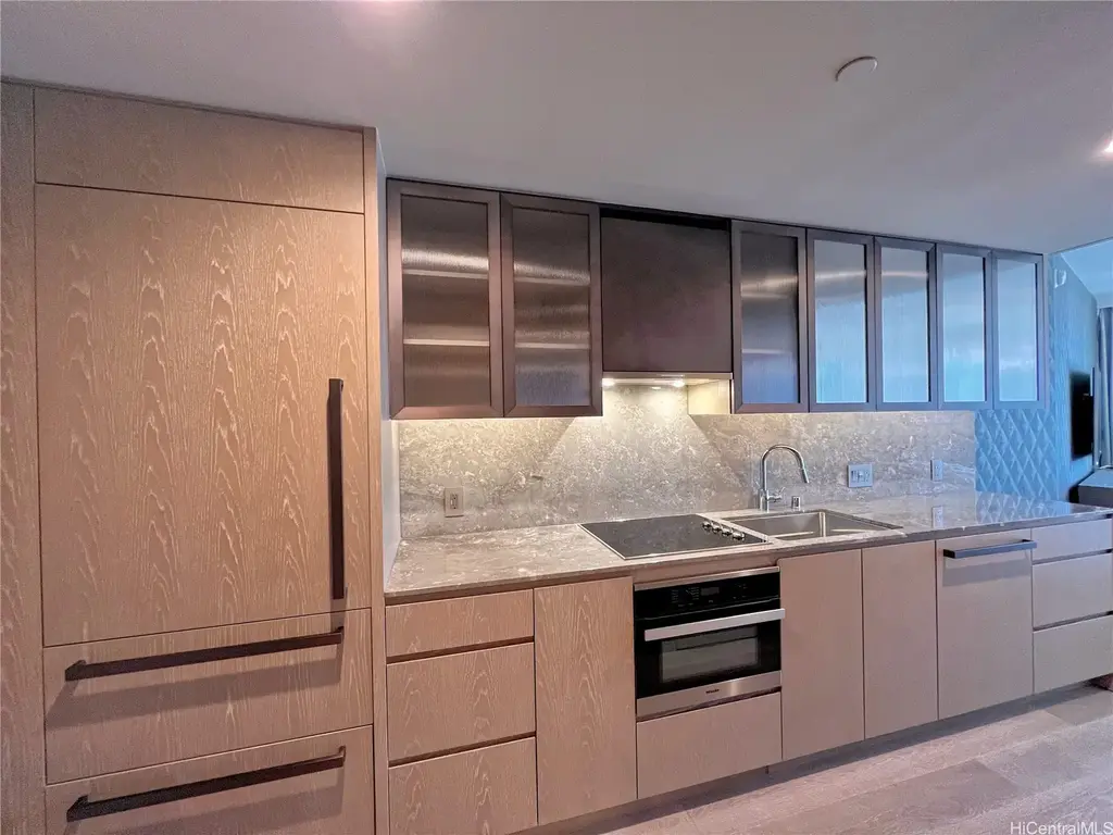 1000 Auahi Street # 3805, Honolulu