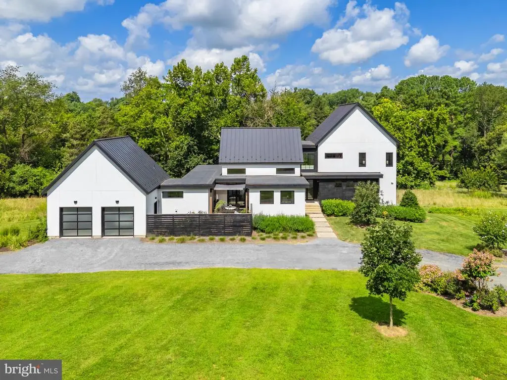 6440 John S Mosby Highway, Middleburg