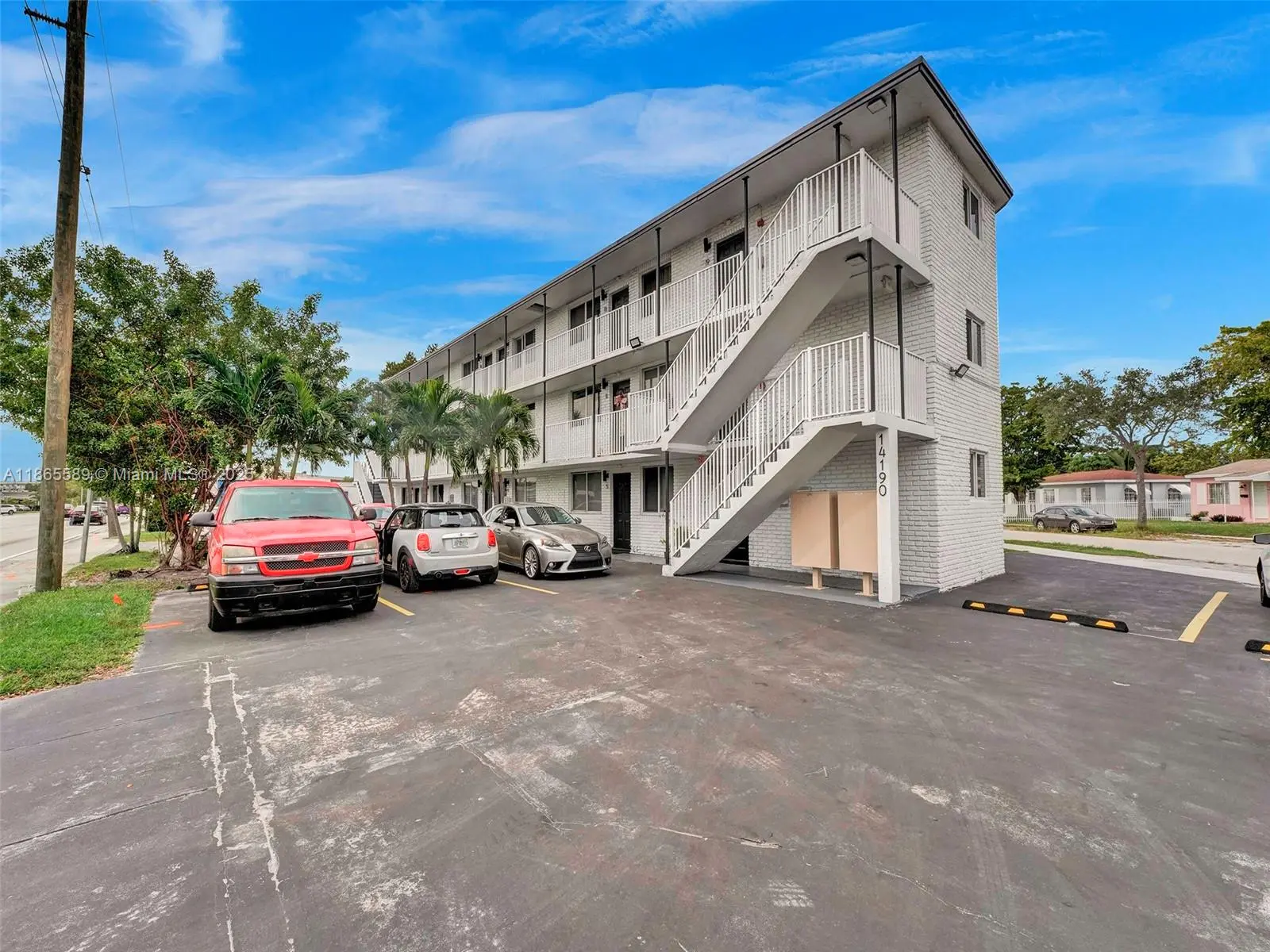 Photo of Listing #A11865589