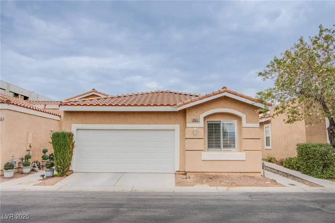 Photo of Listing #2713372