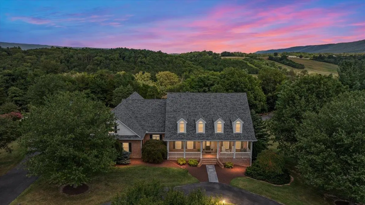 256 Cliffside Dr, Edinburg